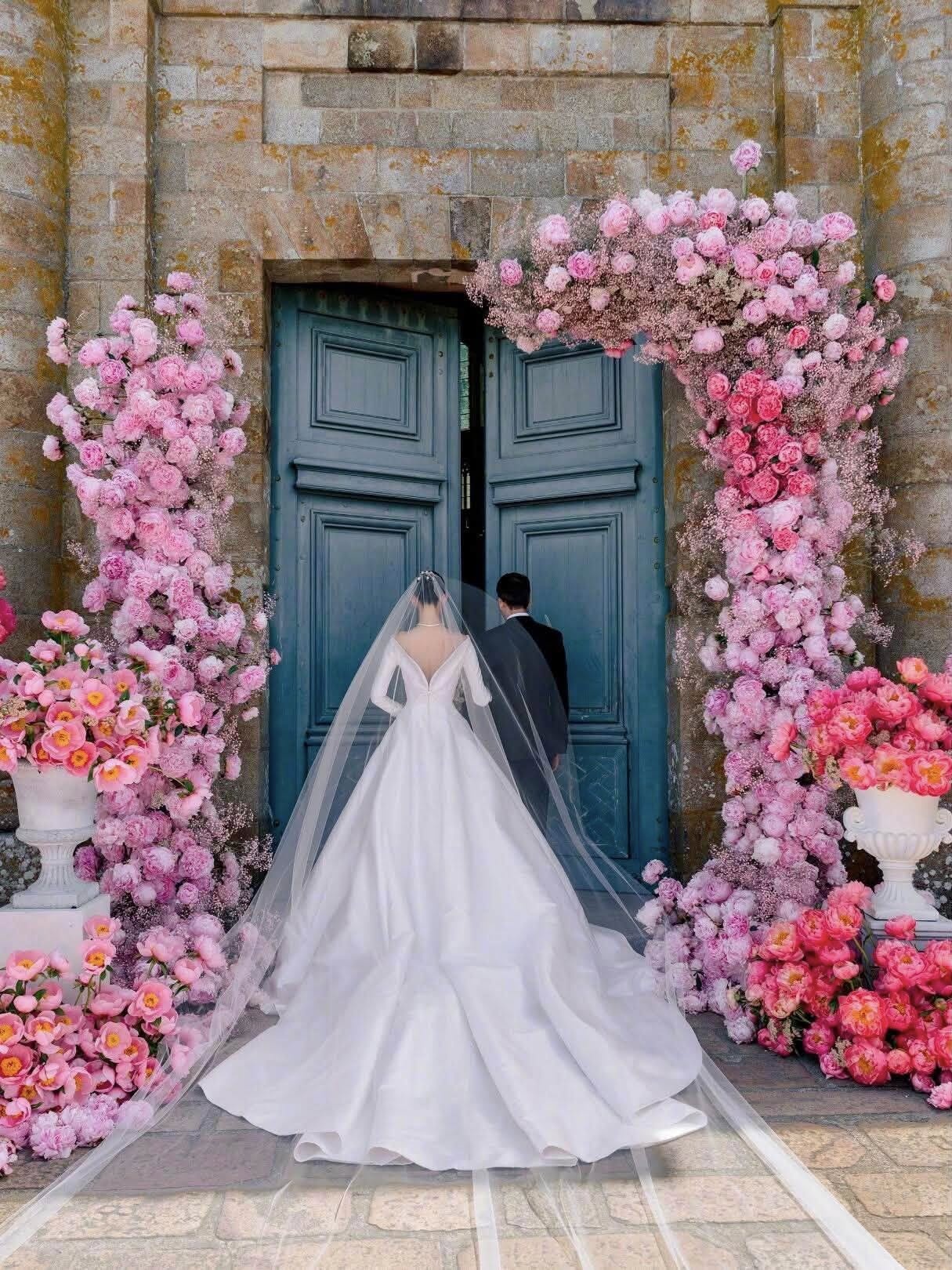 sieu mau,  Macau,  He Mong Dao,  Ha Du Quan,  dam cuoi,  vay cuoi Victoria's Secret anh 7