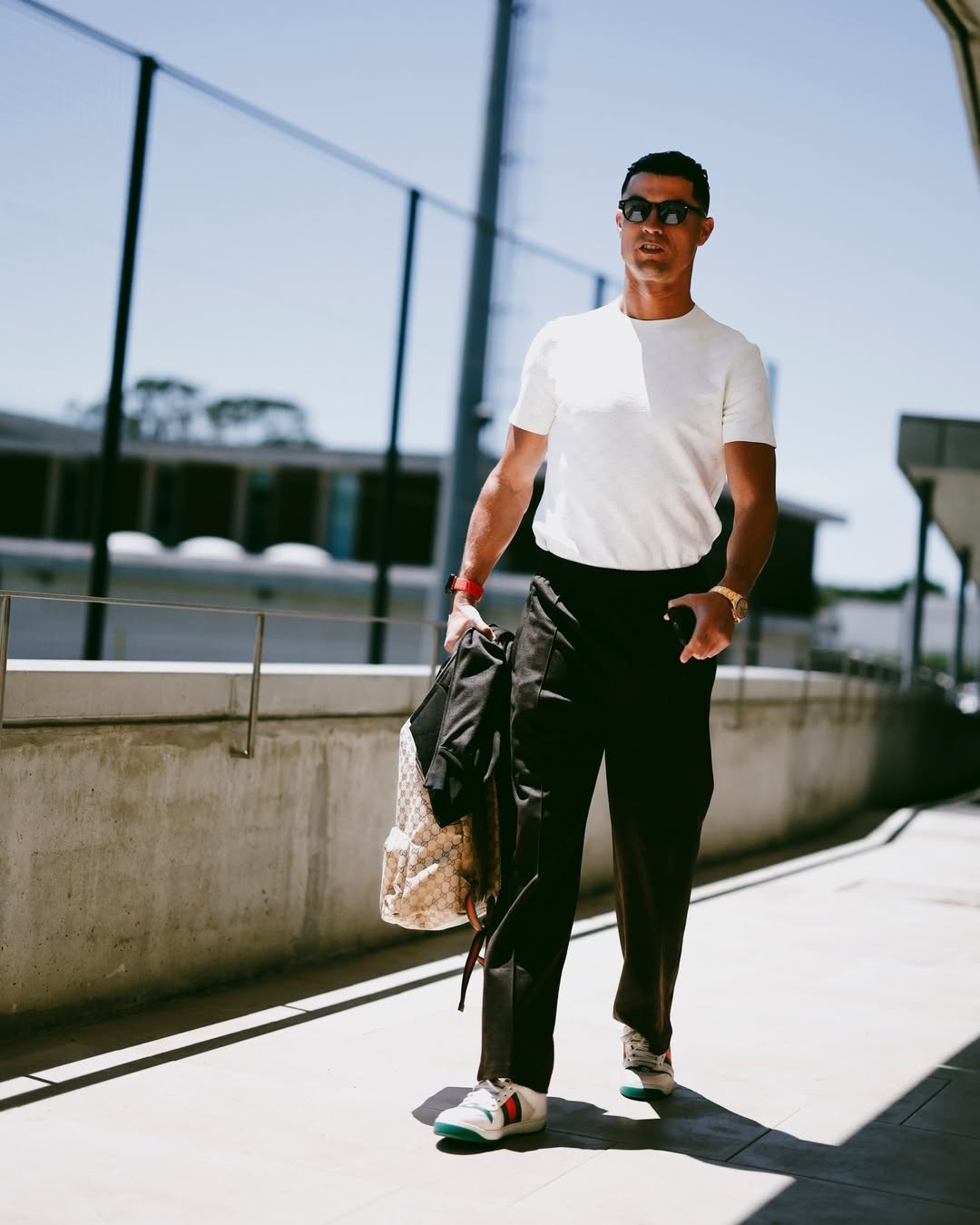 Ronaldo,  bong da,  ngoi sao,  cau thu,  Gucci anh 2