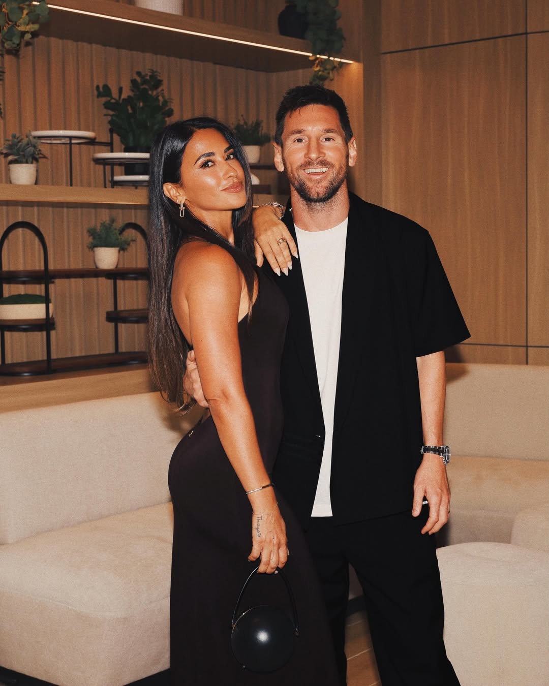 World Cup,  Messi,  Georgina Rodriguez,  Antonela Roccuzzo anh 2