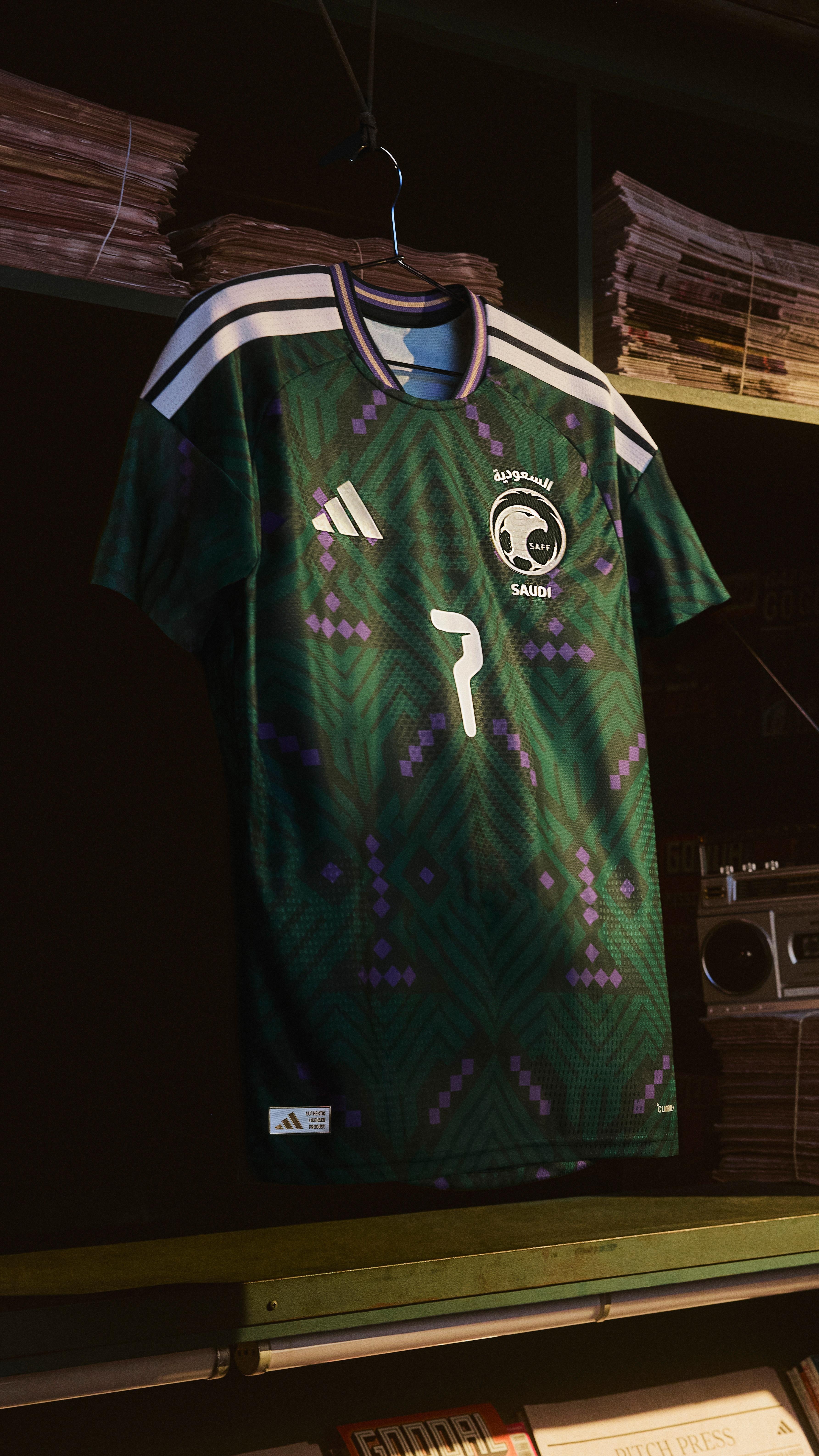 World Cup,  ao dau,  bong da anh 8