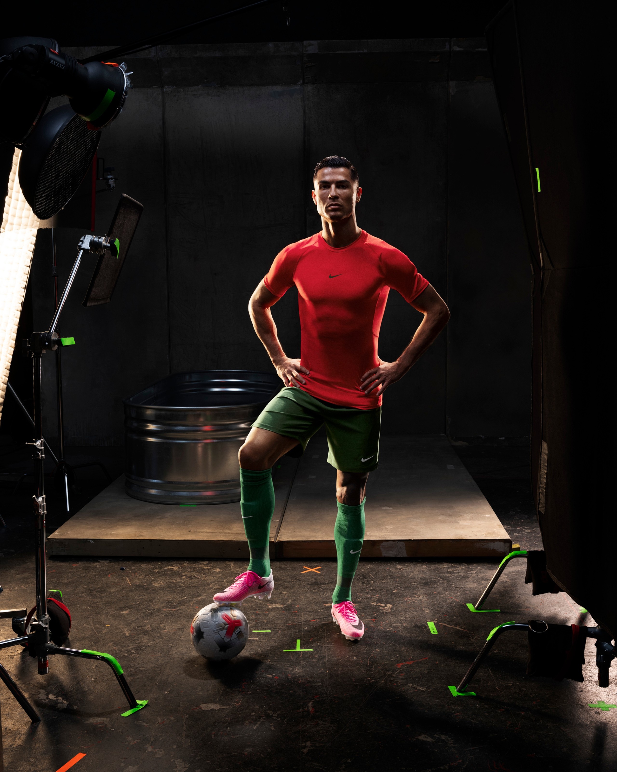 adidas,  b&oacute;ng đ&aacute;,  cầu thủ,  thể thao ảnh 2