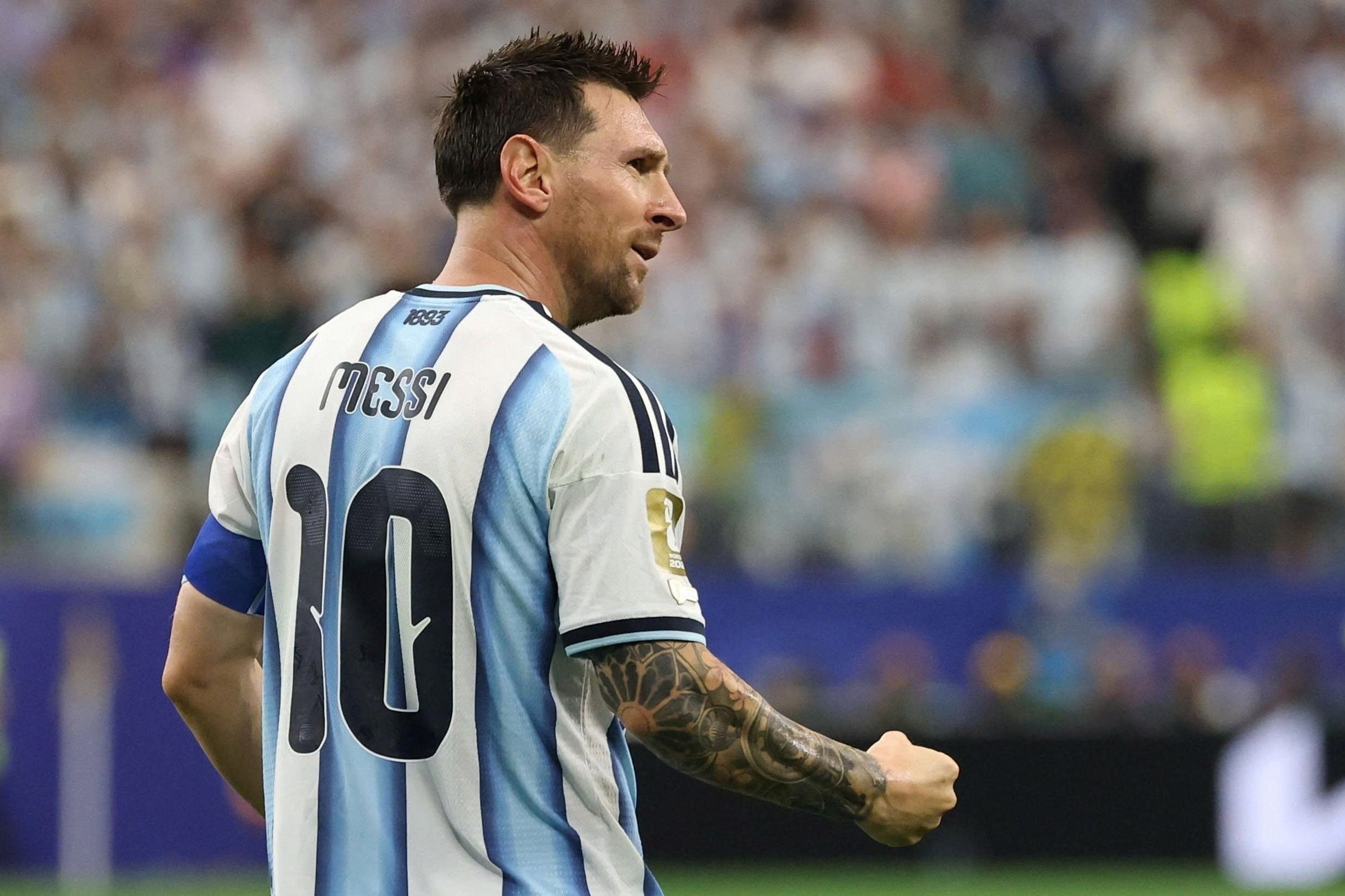 Ao dau Argentina ban chay nhat the gioi hinh anh