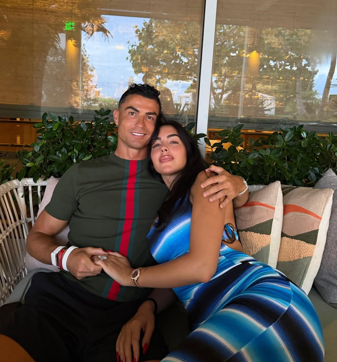 Ronaldo,  Georgina Rodriguez,  hon the anh 1