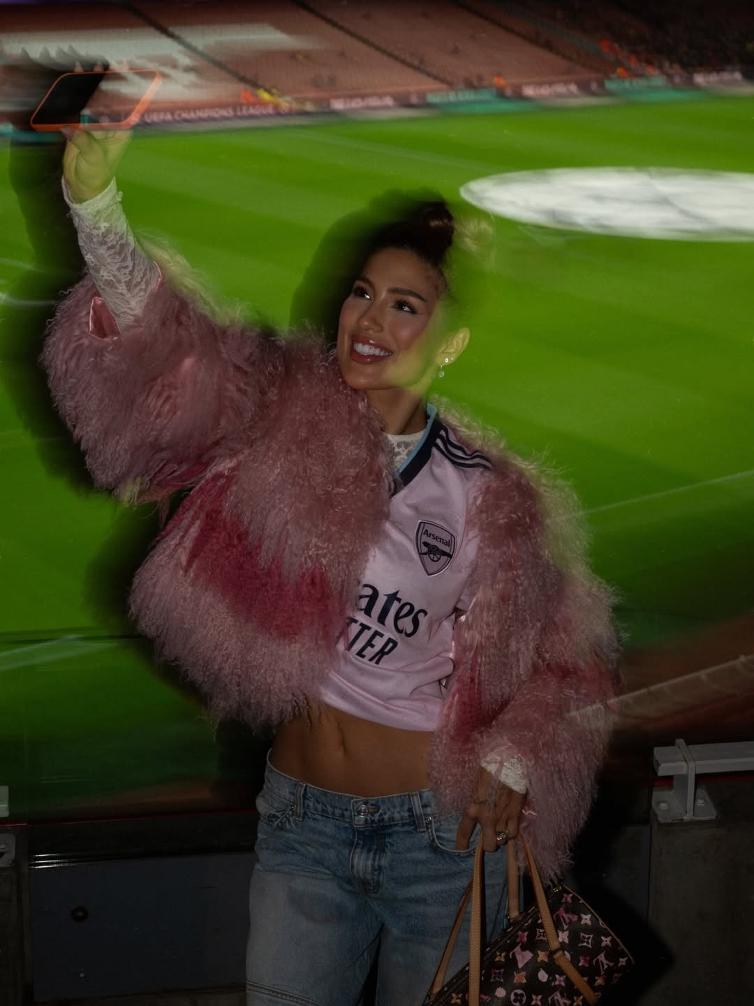 WAGs,  WAG,  Messi,  Neymar anh 8