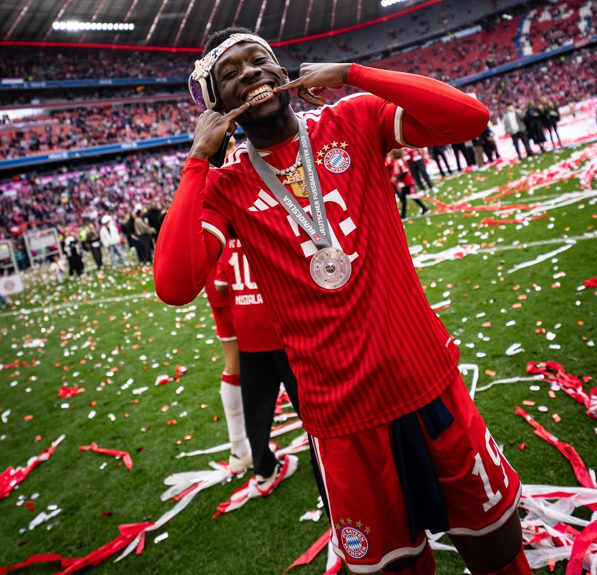 World Cup,  Alphonso Davies,  Canada anh 2