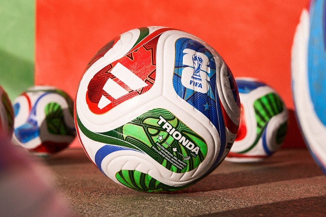 adidas bi to dao y tuong trai bong World Cup 2026 hinh anh