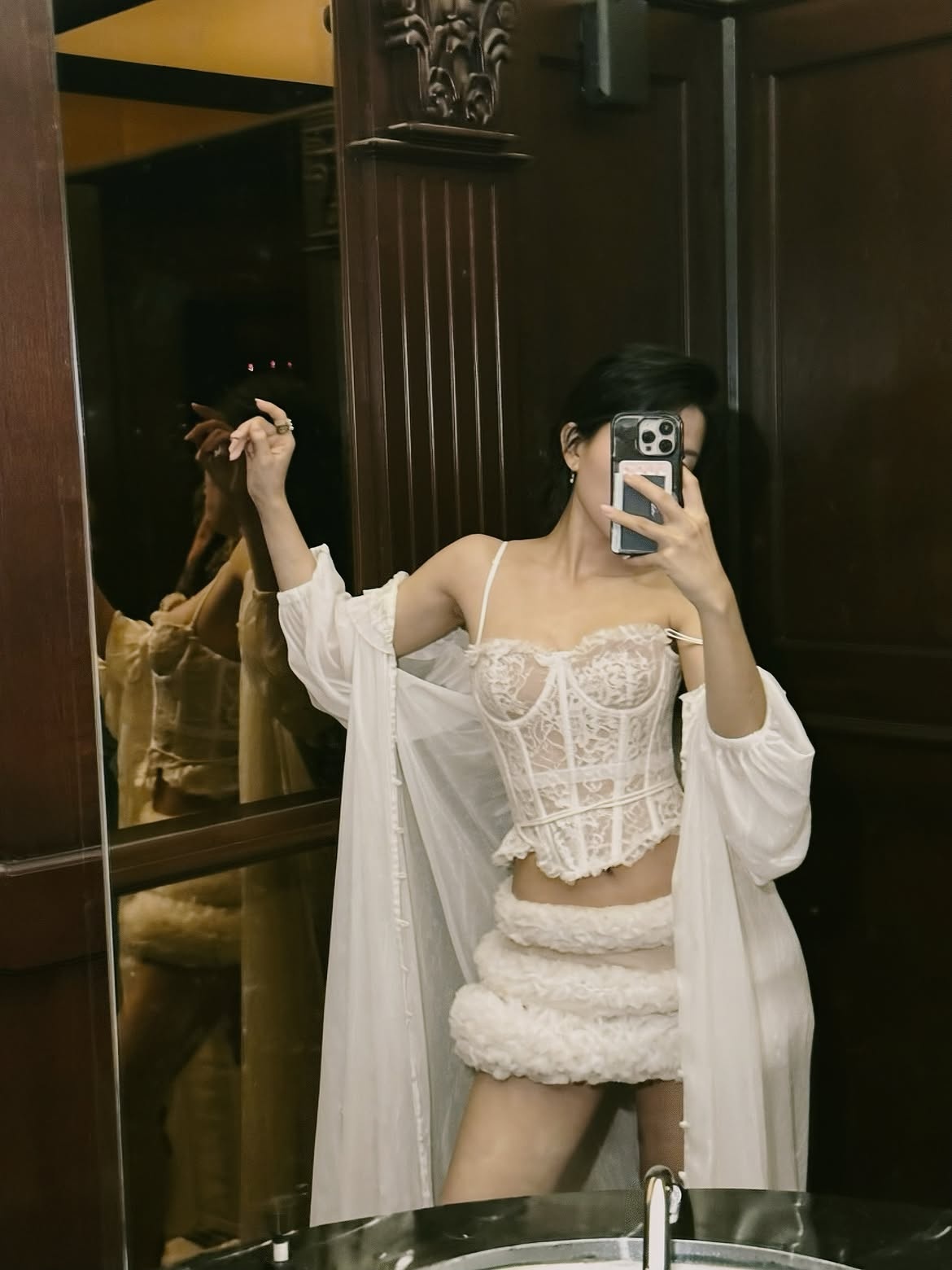 Van Thanh,  Mina Pham,  May Chi,  Minh Nhua,  do ngu anh 5