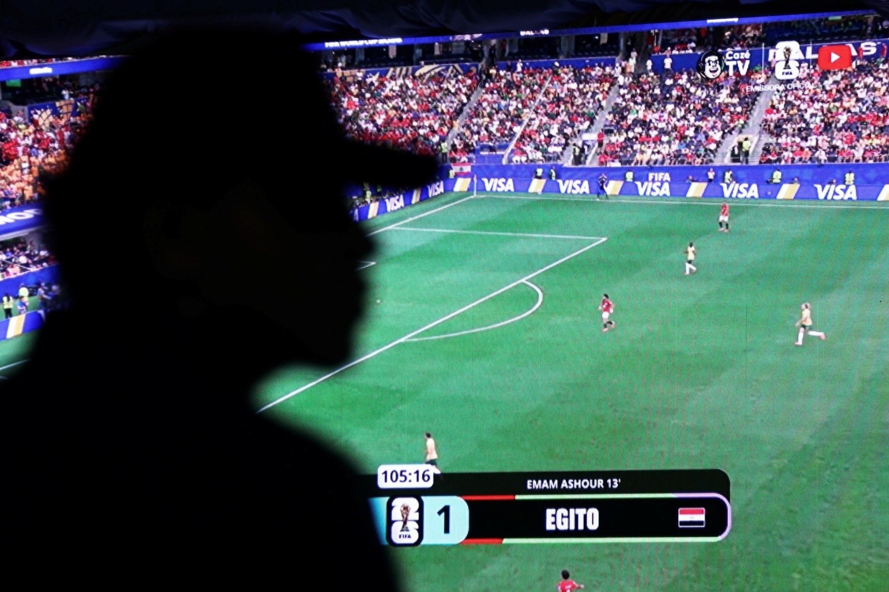 Mai xem World Cup, nhan su TP.HCM bi nhac nho vi tre deadline hinh anh