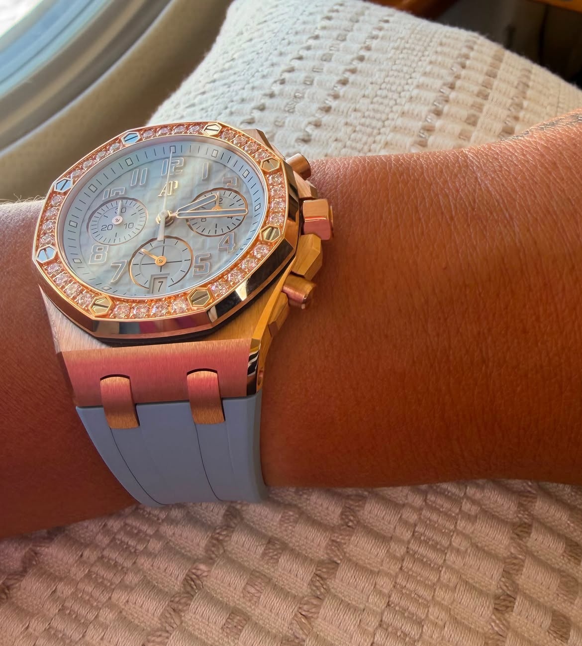 Messi, Hermès, Audemars Piguet, túi, đồng hồ ảnh 2 Messi, Hermes, Audemars Piguet, tui, dong ho anh 2