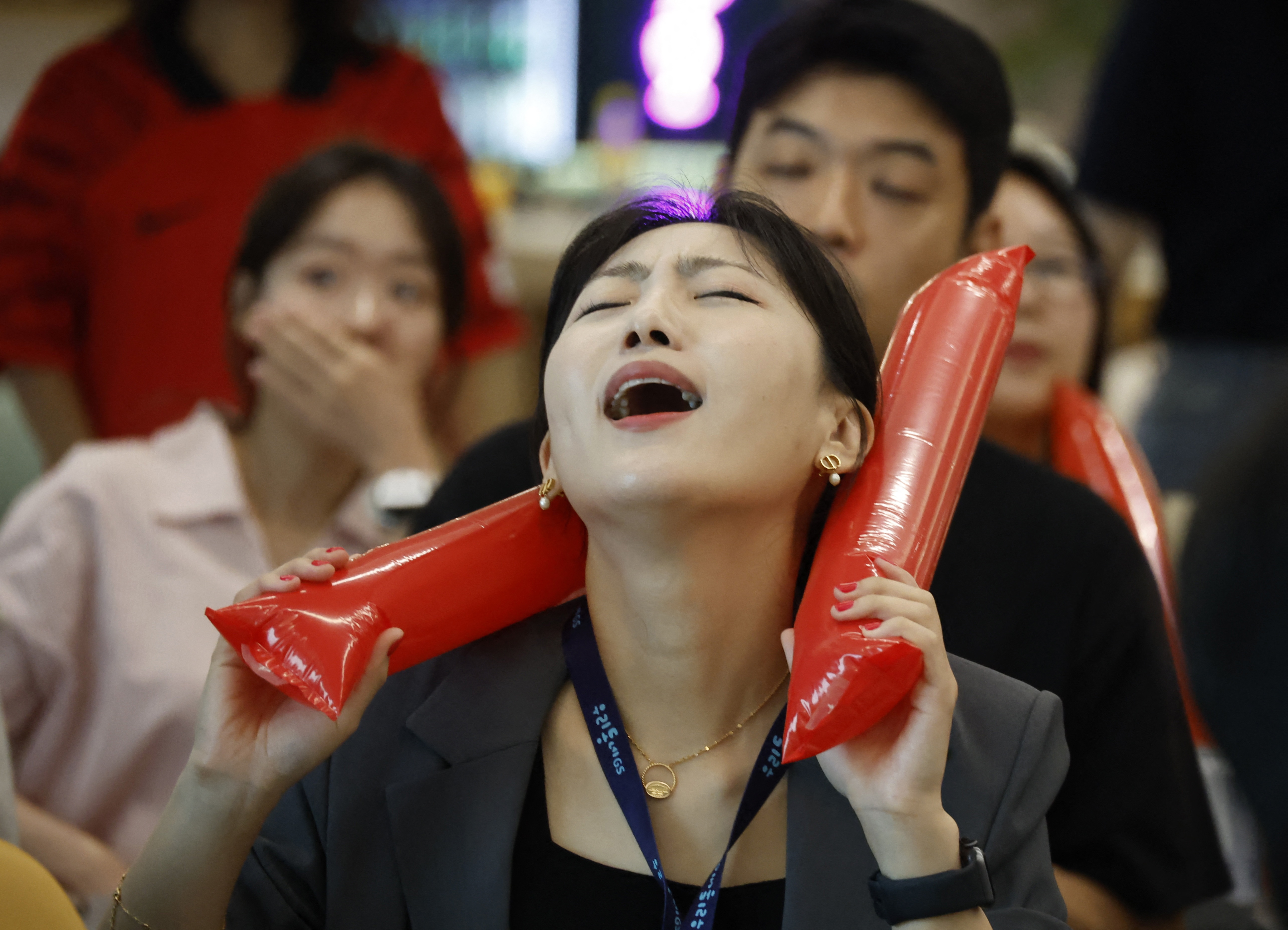 World Cup,  b&oacute;ng đ&aacute;,  ch&iacute;nh s&aacute;ch,  TP.HCM,  H&agrave; Nội ảnh 1