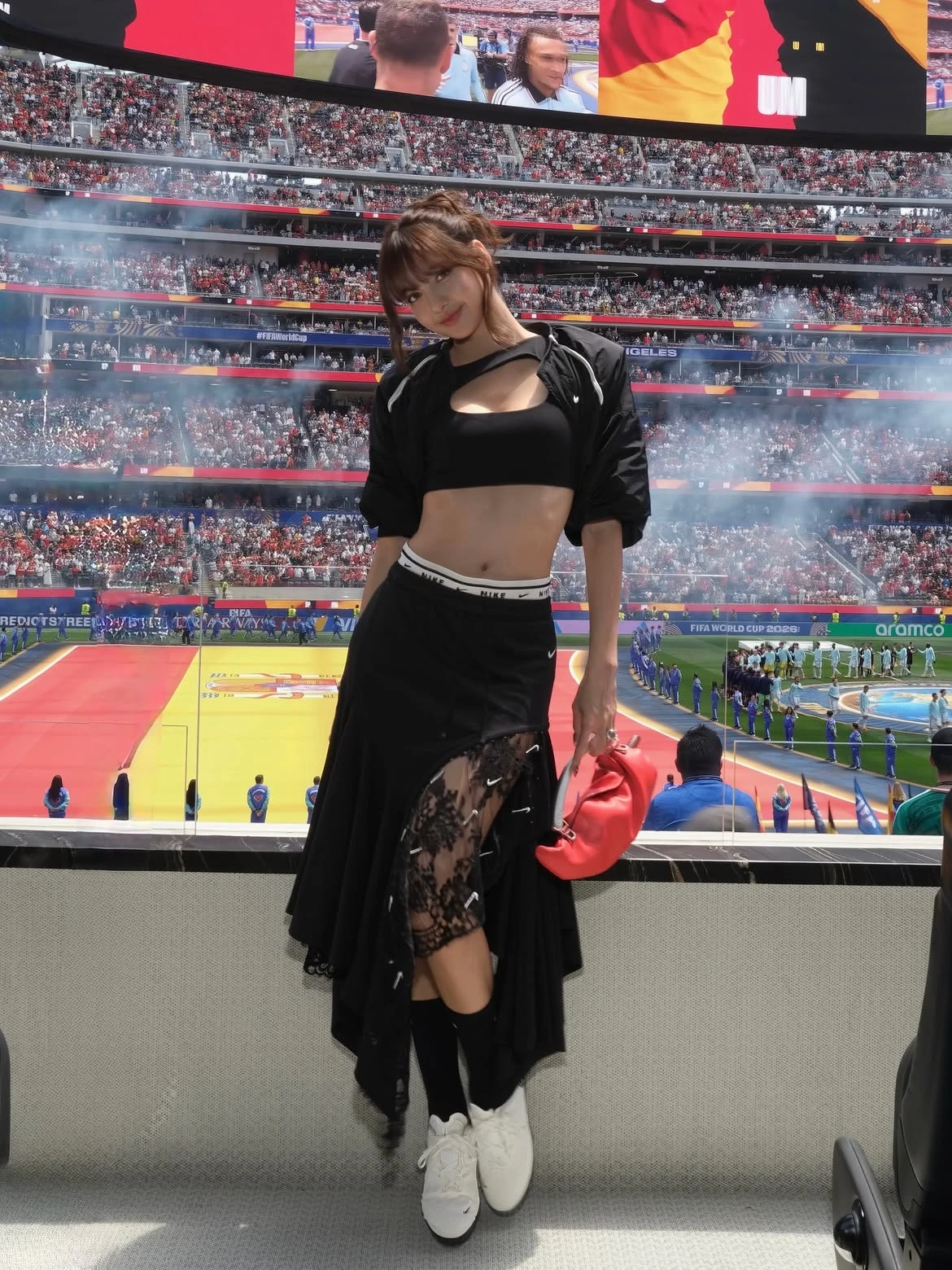 Lisa,  Nike,  BlackPink,  K-pop ảnh 2