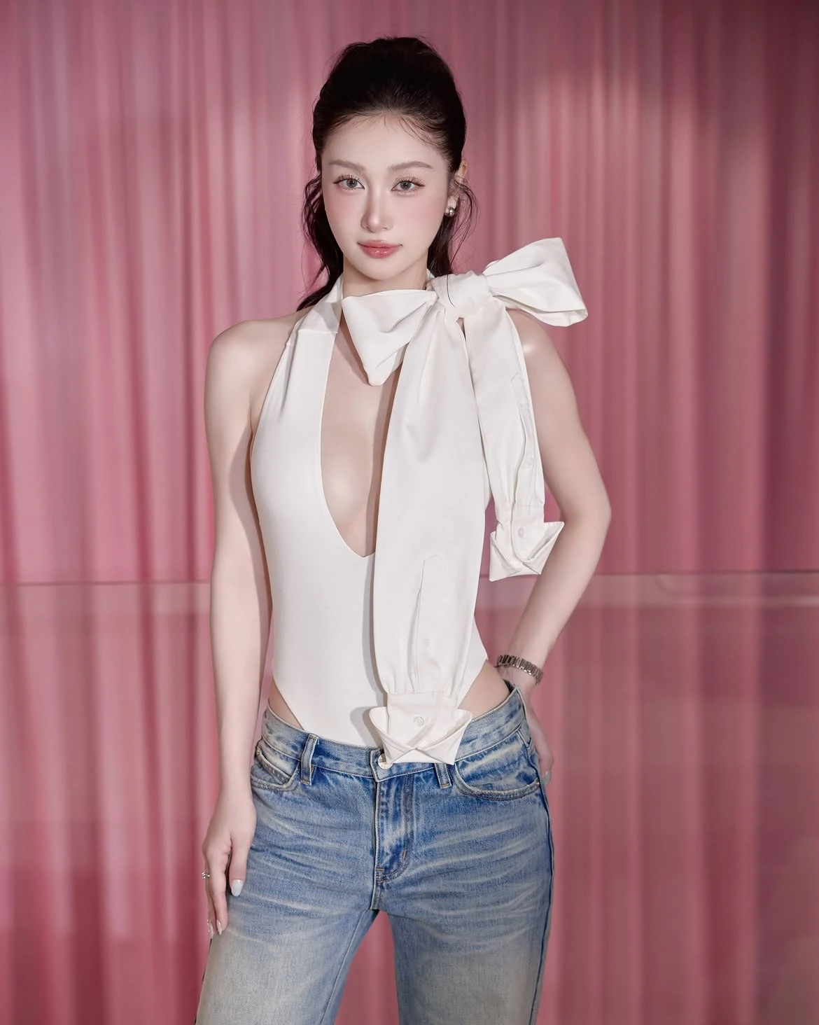 Ngọc Trinh, thời trang, người mẫu, diễn viên, bikini, cưới ảnh 6 Ngọc Trinh, thời trang, người mẫu, diễn viên, bikini, cưới ảnh 6