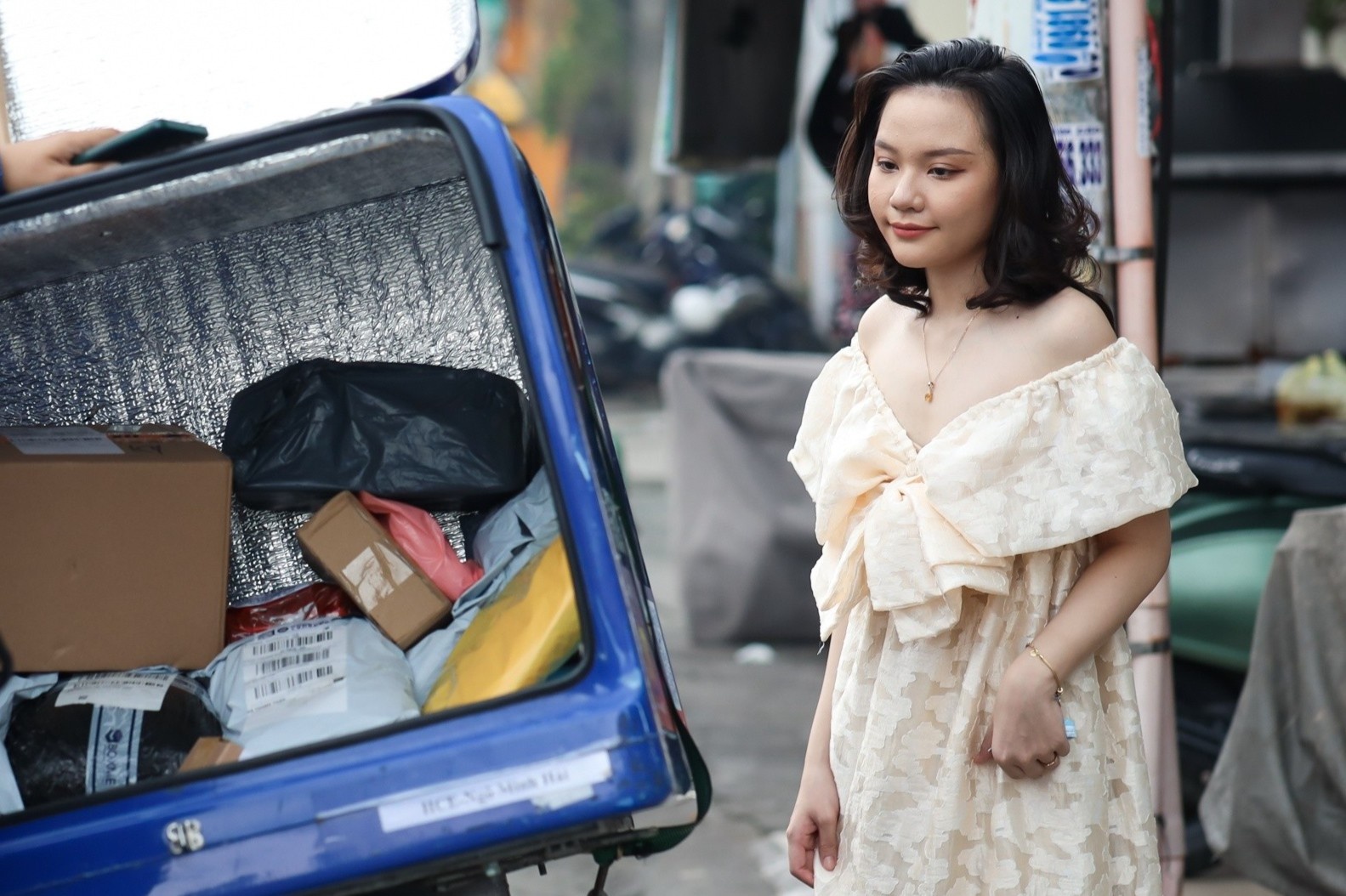 Người Việt đổ gần 292.000 tỷ đồng mua sắm ở Shopee, TikTok Shop