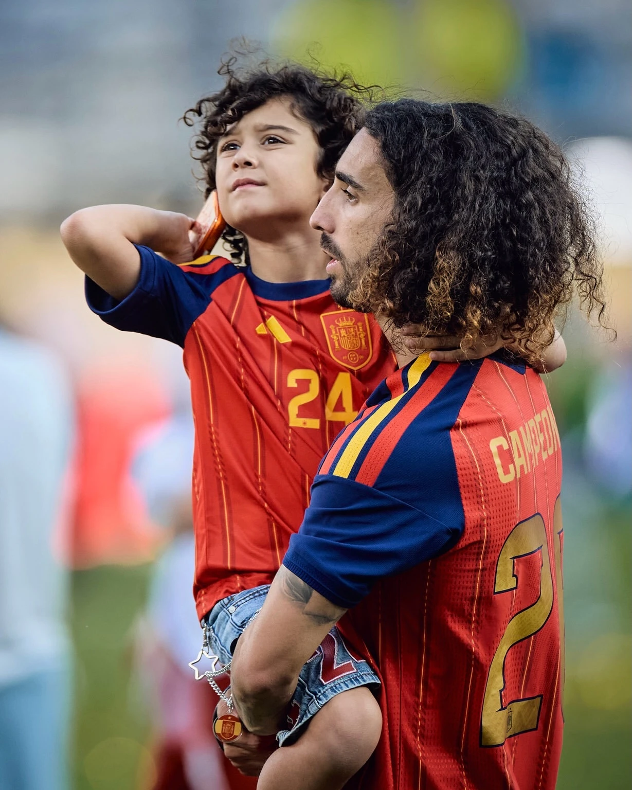 Cucurella, Marc Cucurella, con trai, tự kỷ, bóng đá ảnh 3 Cucurella, Marc Cucurella, con trai, tự kỷ, bóng đá ảnh 3