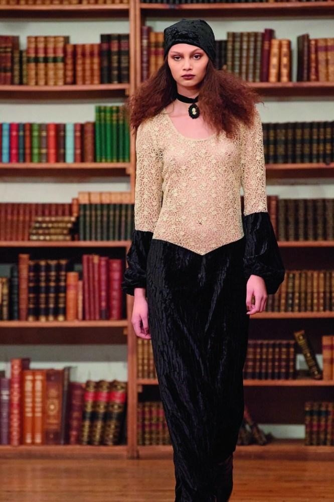 s&aacute;ch,  Dior,  Miu,  Miu Miu,  Chanel ảnh 1