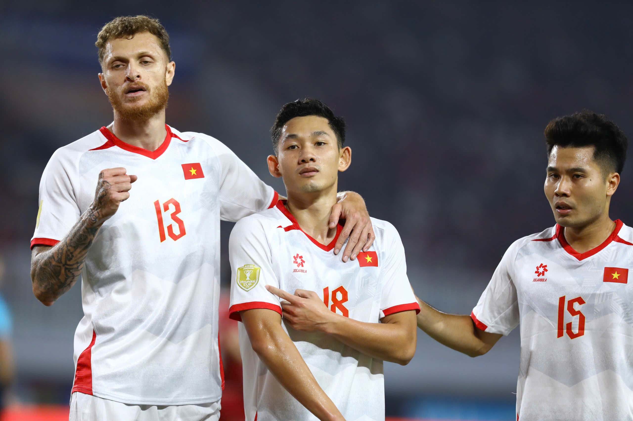 Hai Long,  Việt Nam,  ASEAN Cup,  Việt Nam Indonesia ảnh 1