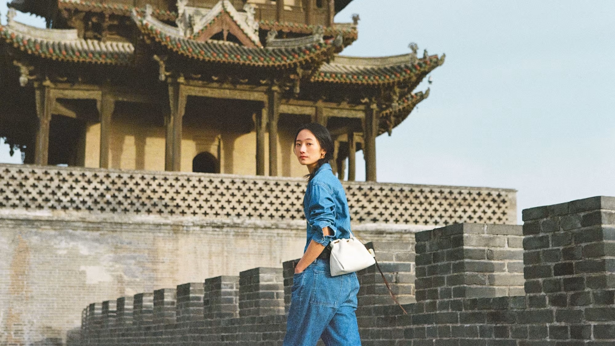 h&agrave;ng hiệu ảnh 1