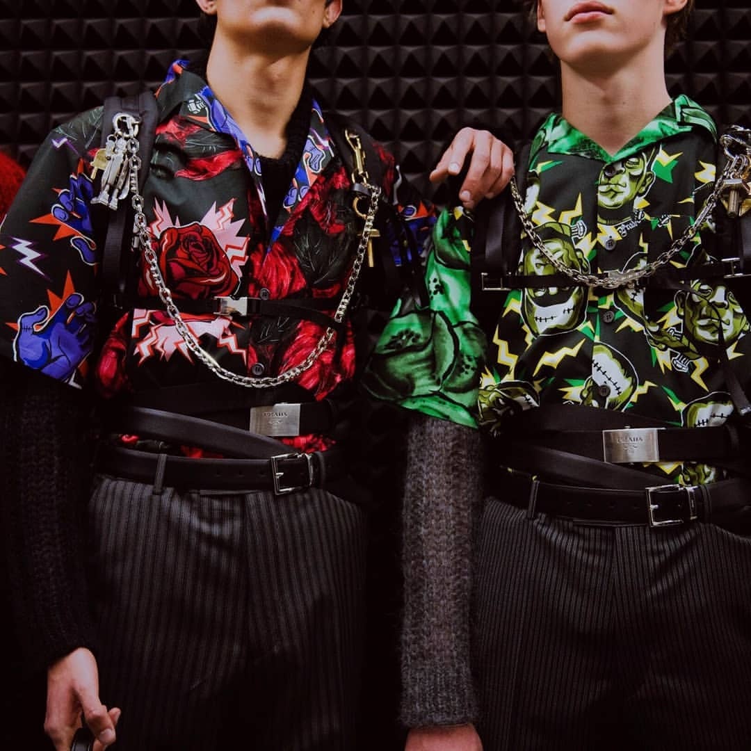sách, Gucci, Prada, Alexander McQueen ảnh 2 sách, Gucci, Prada, Alexander McQueen ảnh 2