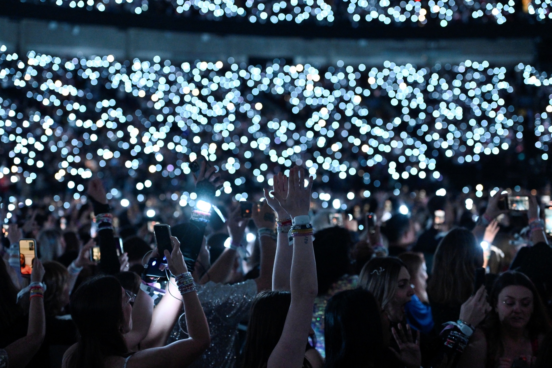 Taylor Swift,  Rob Sheffield,  s&aacute;ch ảnh 1