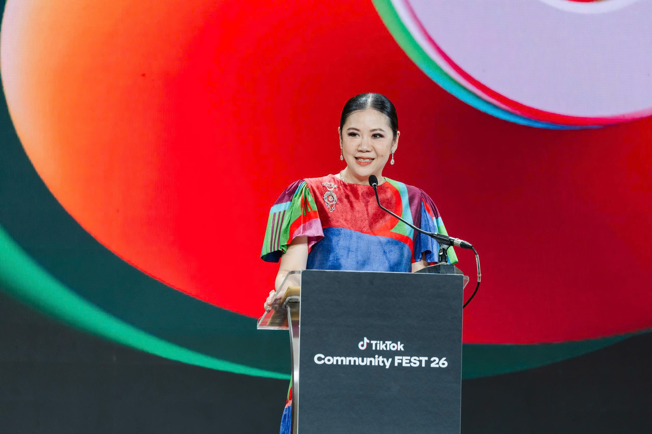livestream,  LIVE,  c&ocirc;ng việc ảnh 1