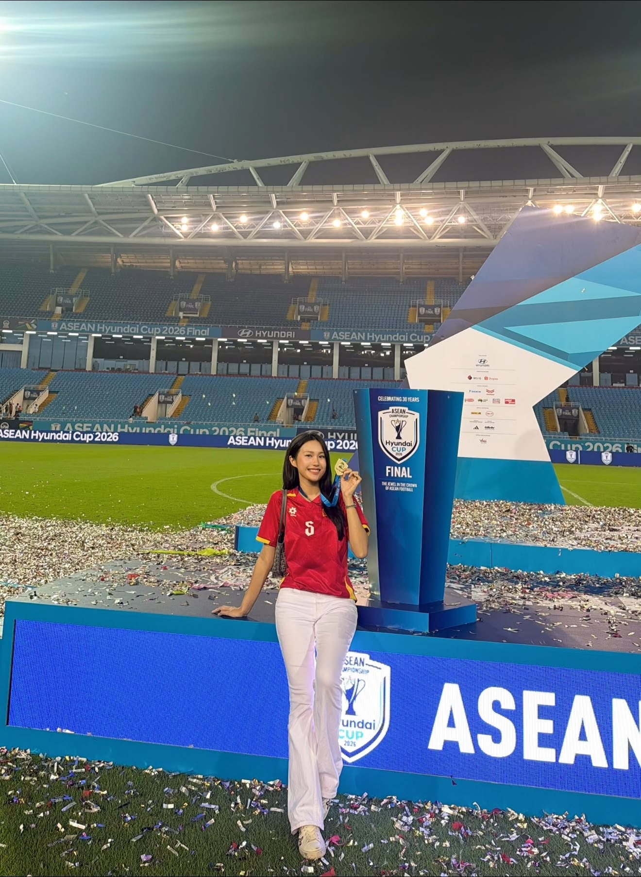 &aacute;o,  cầu thủ,  Việt,  ASEAN Cup,  Xu&acirc;n Son,  Patrik L&ecirc; Giang,  Ho&agrave;ng Oanh ảnh 2