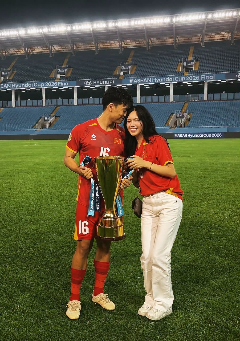 &aacute;o,  cầu thủ,  Việt,  ASEAN Cup,  Xu&acirc;n Son,  Patrik L&ecirc; Giang,  Ho&agrave;ng Oanh ảnh 4