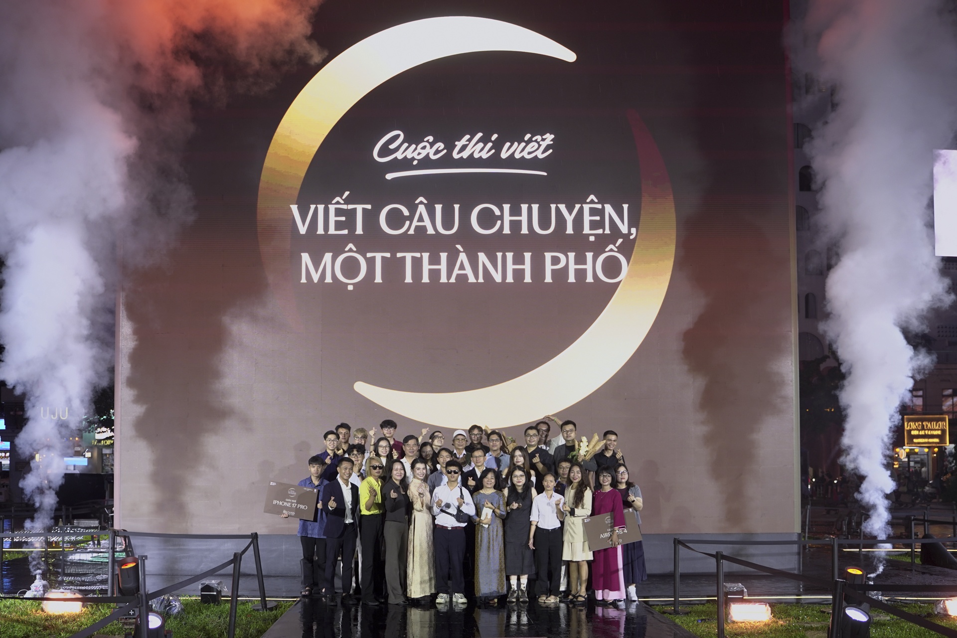 thi,  S&agrave;i G&ograve;n,  TP.HCM,  c&acirc;u chuyện,  t&aacute;c giả,  t&aacute;c phẩm ảnh 2