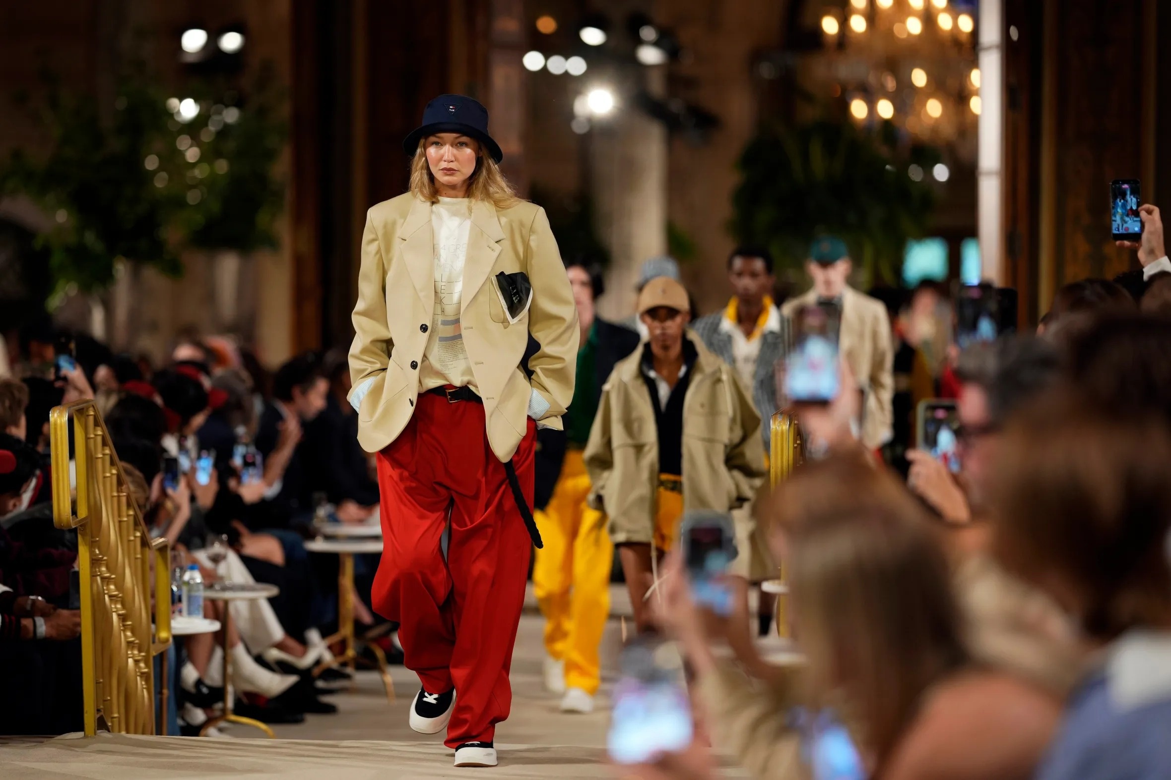 New York,  l&ecirc;n &aacute;n,  PETA,  Steven Kolb,  fashion week ảnh 3