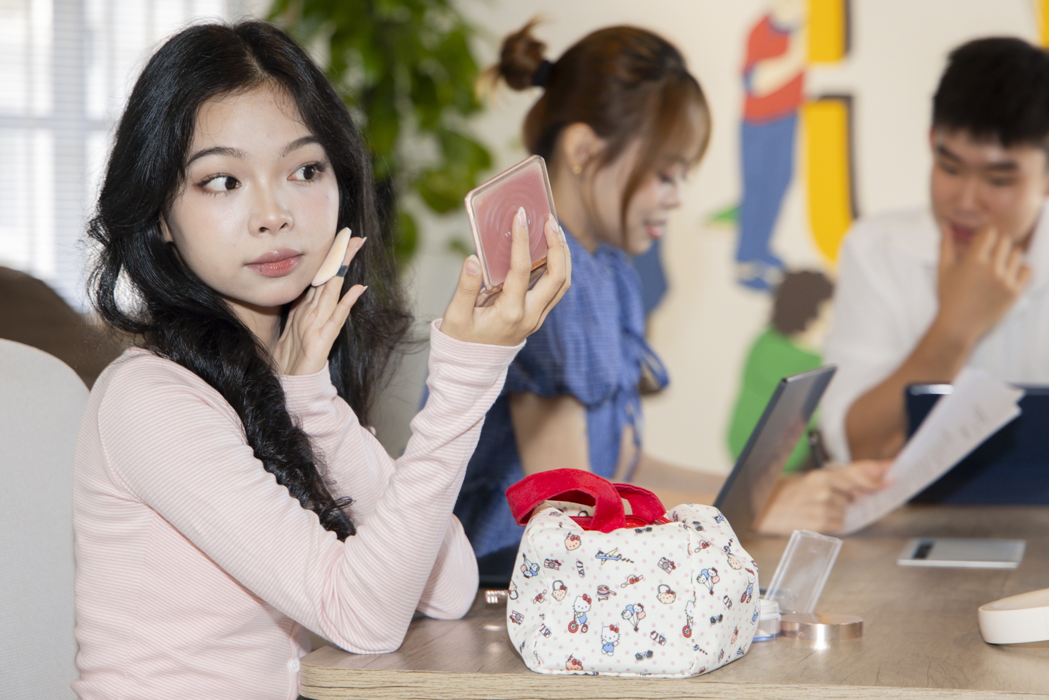 Ác mộng 'lão hóa công sở' của dân văn phòng TP.HCM sau 8 tiếng đi làm