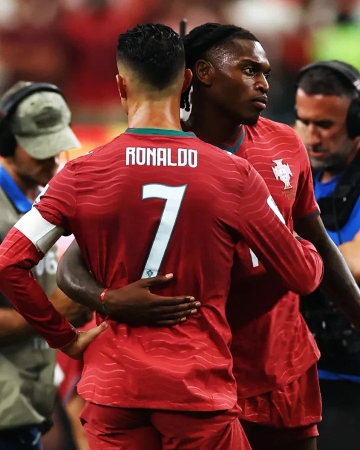 Ronaldo,  Bồ Đ&agrave;o Nha,   ảnh 1