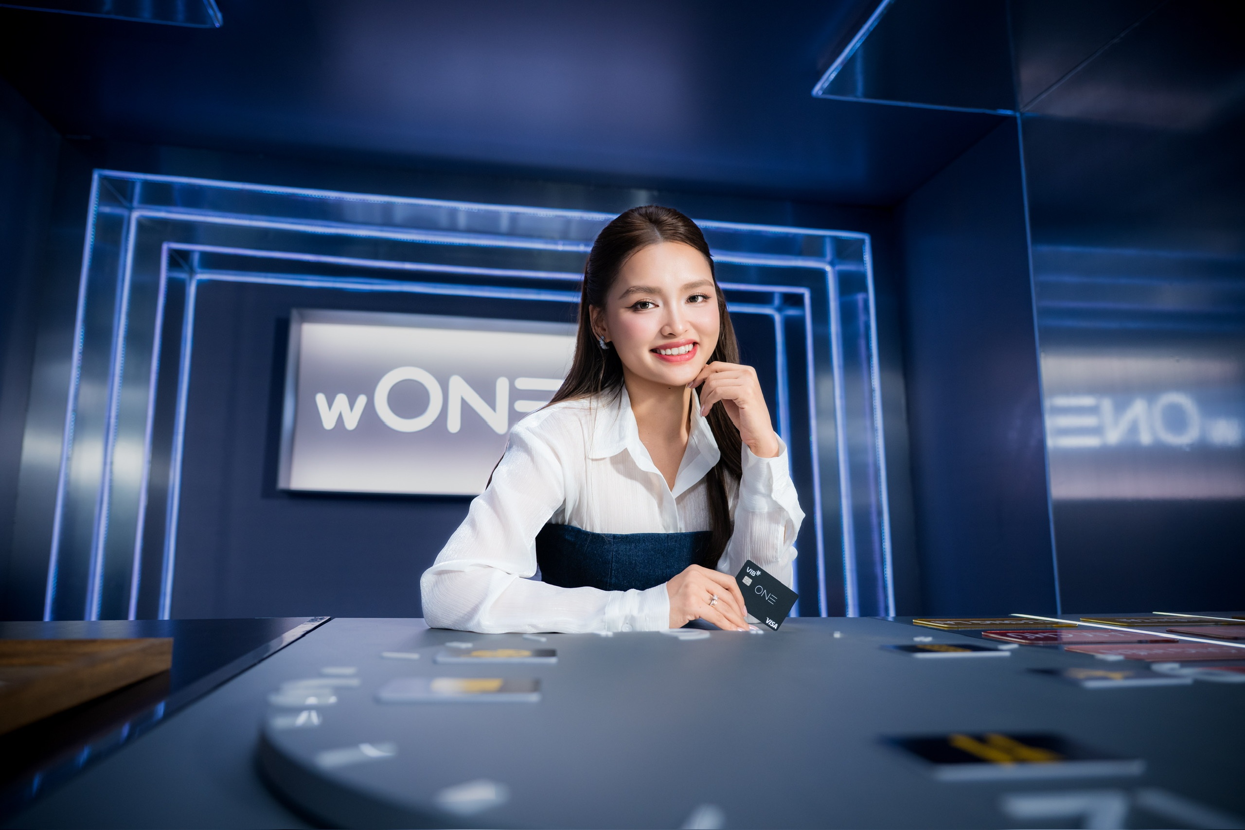 Linda Ng&ocirc;,  VIB Visa ONE Card ảnh 1