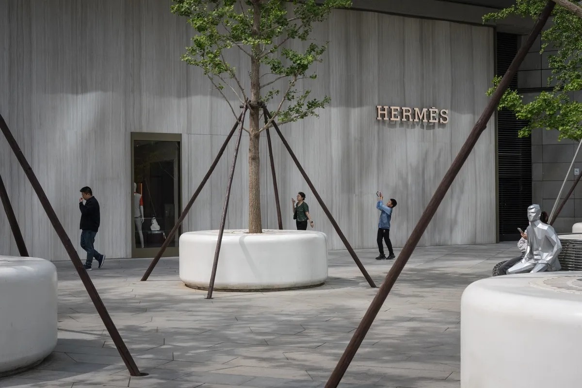 Herm&egrave;s,  ti&ecirc;u d&ugrave;ng,  sức mua,  doanh số ảnh 1