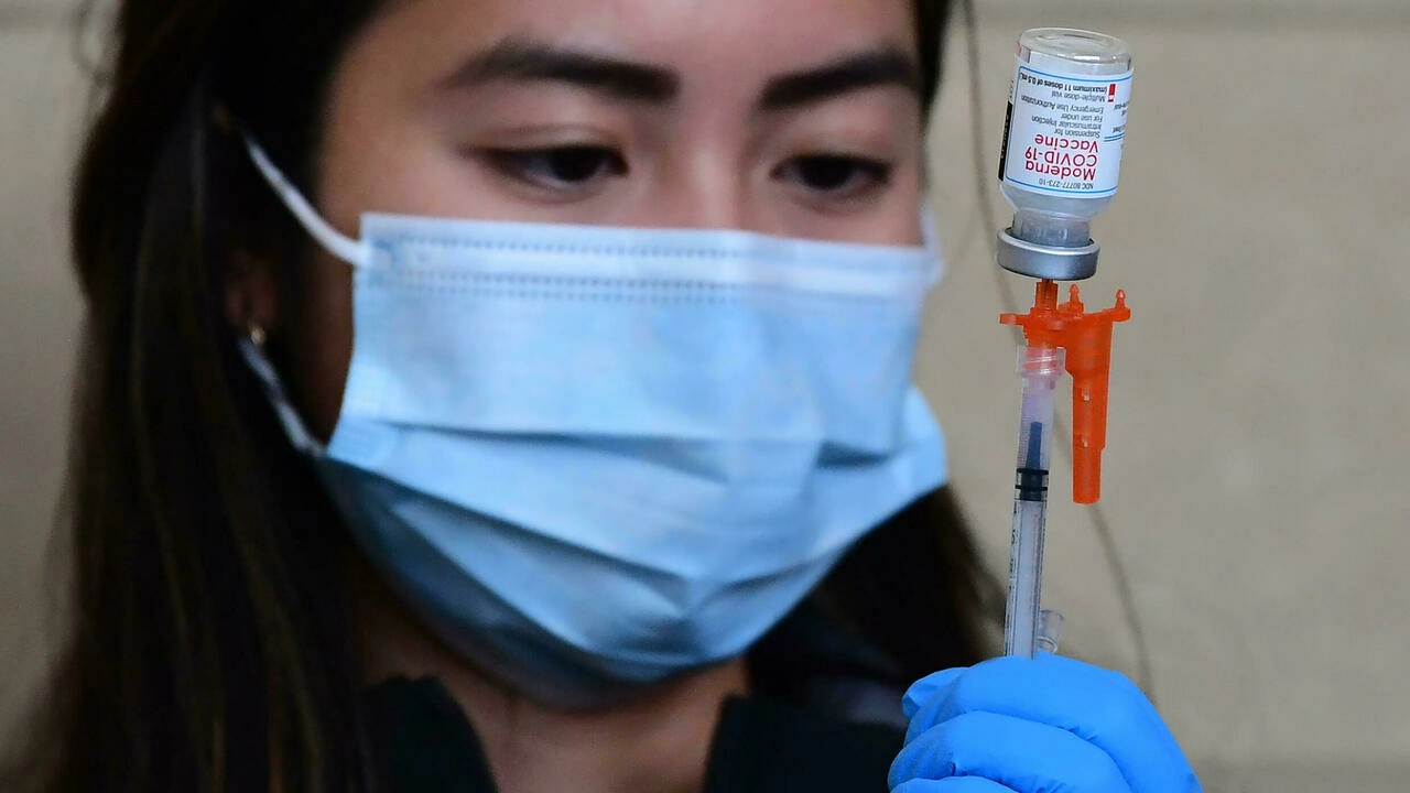 Hieu qua cua vaccine Covid-19 anh 1