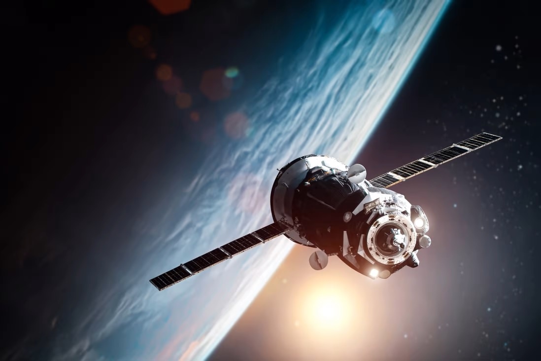 Lau Nam Goc: Trung Quoc va Nga chuan bi vu khi tan cong ve tinh My hinh anh