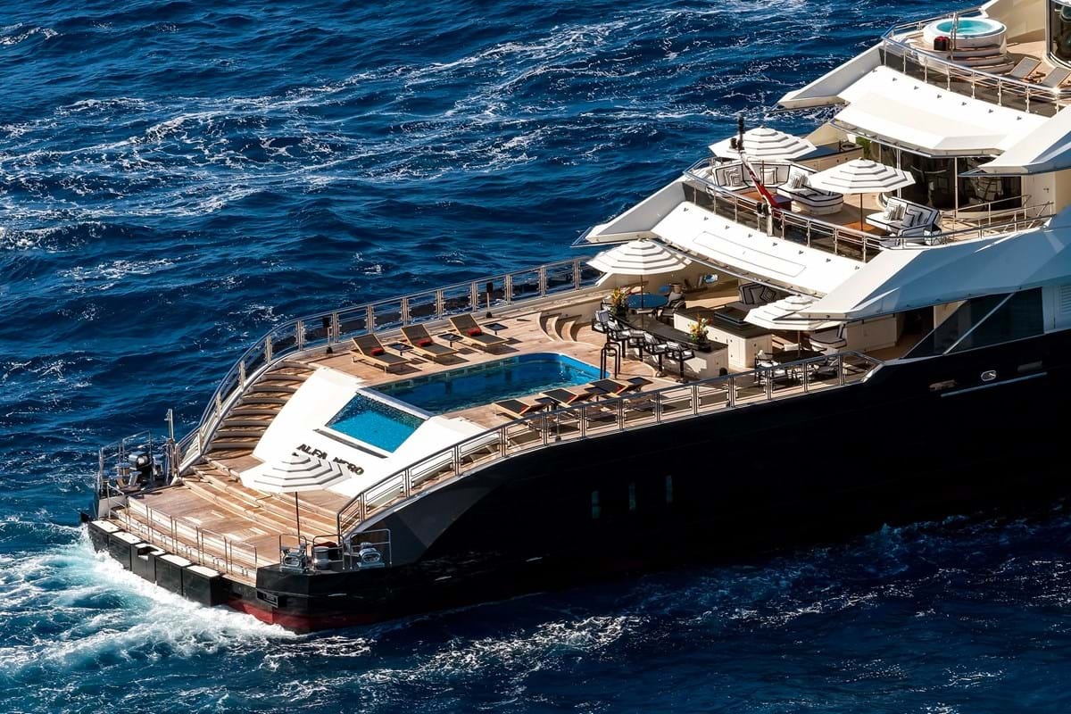 Cach sieu du thuyen cua tai phiet Nga 'an minh' de tranh trung phat hinh anh