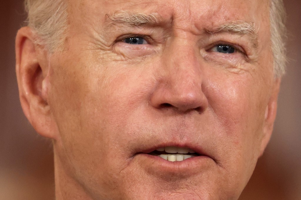 Tong thong Biden: Viec dao nguoc luat pha thai la sai lam bi tham hinh anh