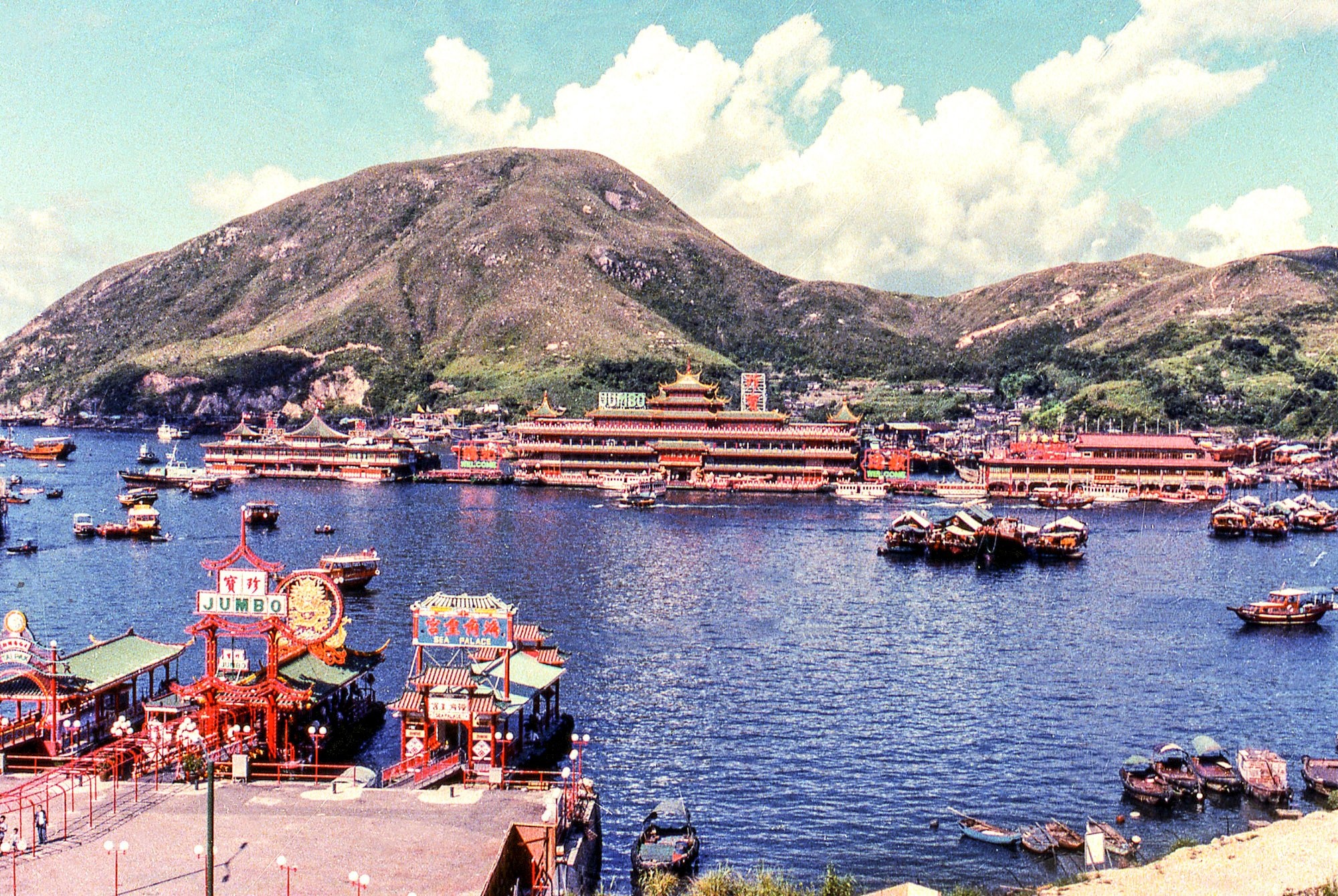 nha hang noi Jumbo anh 1