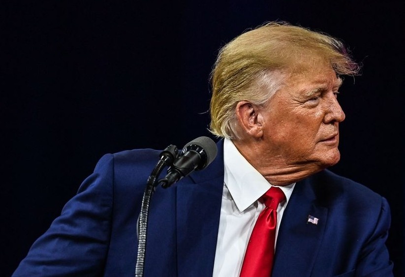 Vu khi bi mat giup ong Trump 'thao tung' nhan chung hinh anh