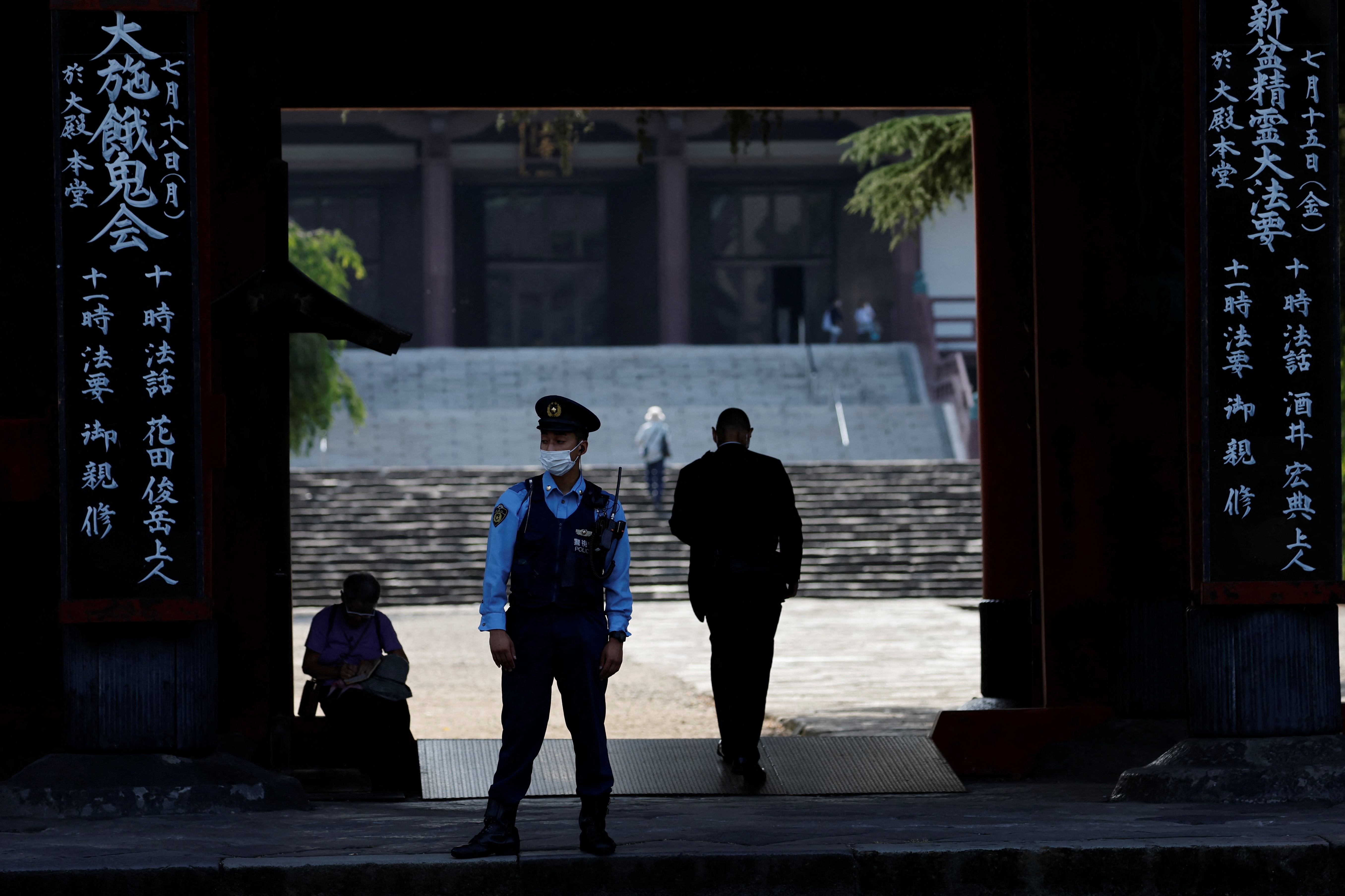 Le Tsuya truoc dam tang ong Abe co y nghia gi? hinh anh