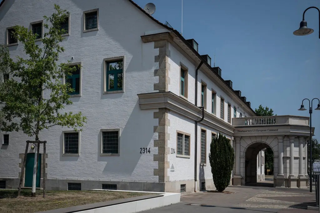 Dau nao dieu phoi dong vu khi do vao Ukraine hinh anh