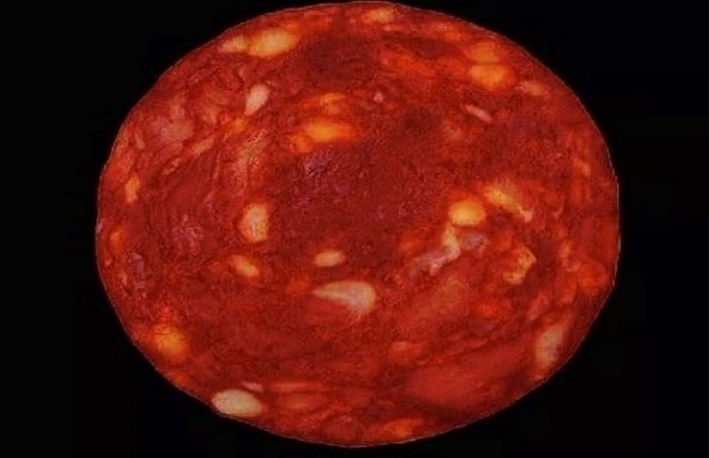 Nha khoa hoc dang anh mieng xuc xich roi noi day la sao Can Tinh hinh anh