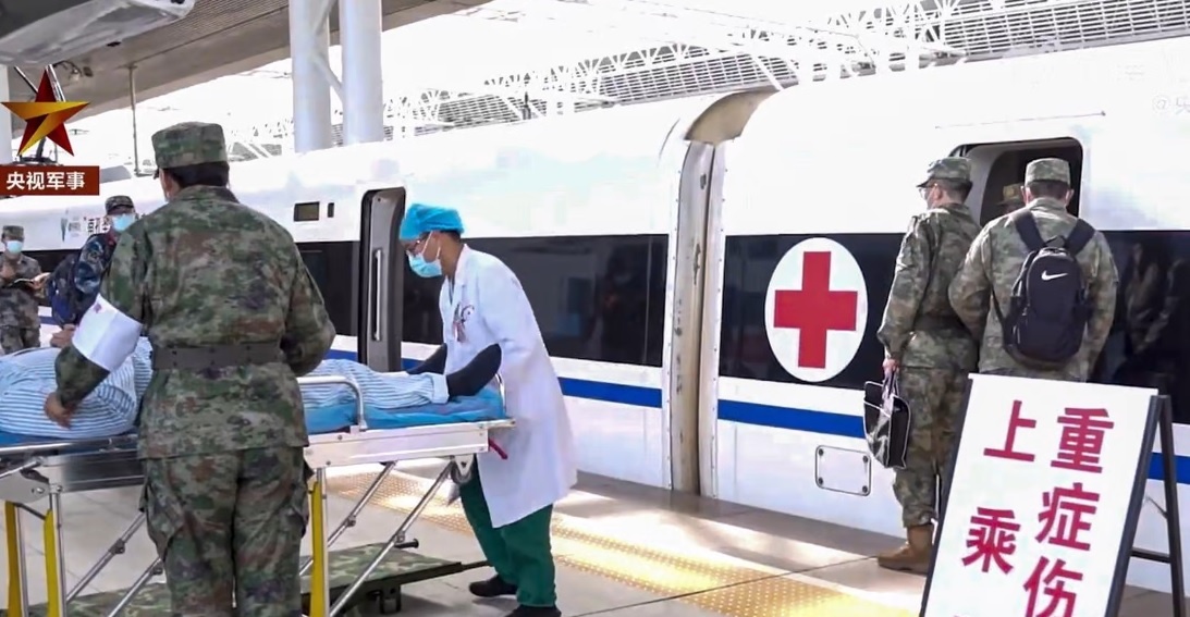 Trung Quoc bien tau thanh benh vien, dien tap cho nguy co thuong vong hinh anh