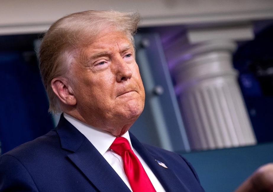 Dien bien moi bat loi cho ong Trump trong vu Mar-a-Lago hinh anh