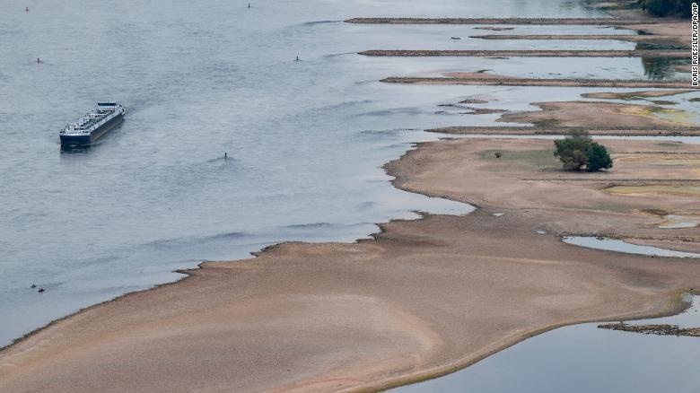 nang nong ky luc anh 2