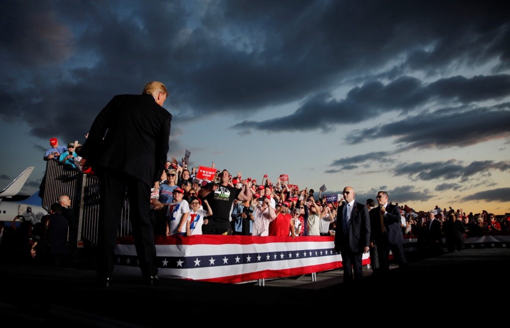 The gioi chinh tri My goi gon trong mot tieu bang hinh anh