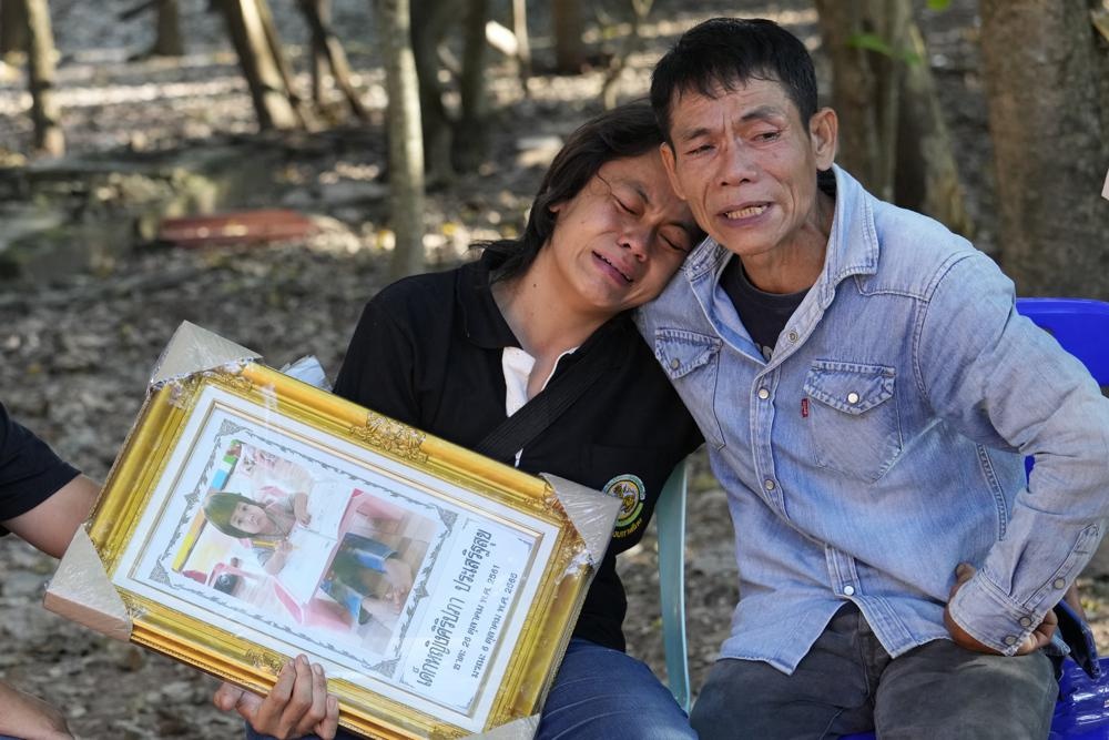 Nguoi me Thai Lan: Du luc bi giet con toi co ngu, chac be dau don lam hinh anh