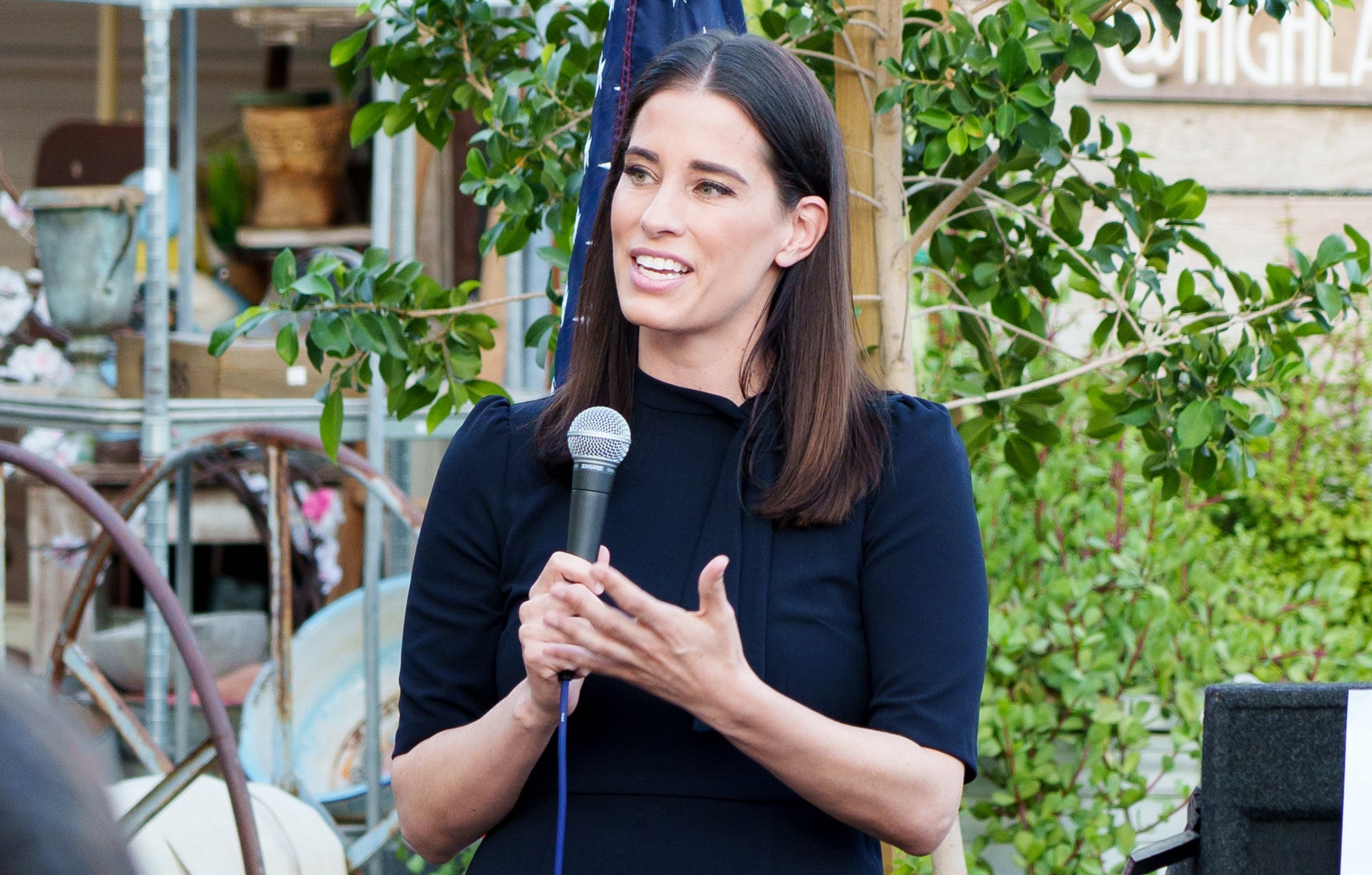 Tiet lo bat ngo tu luat su cua ong Trump hinh anh