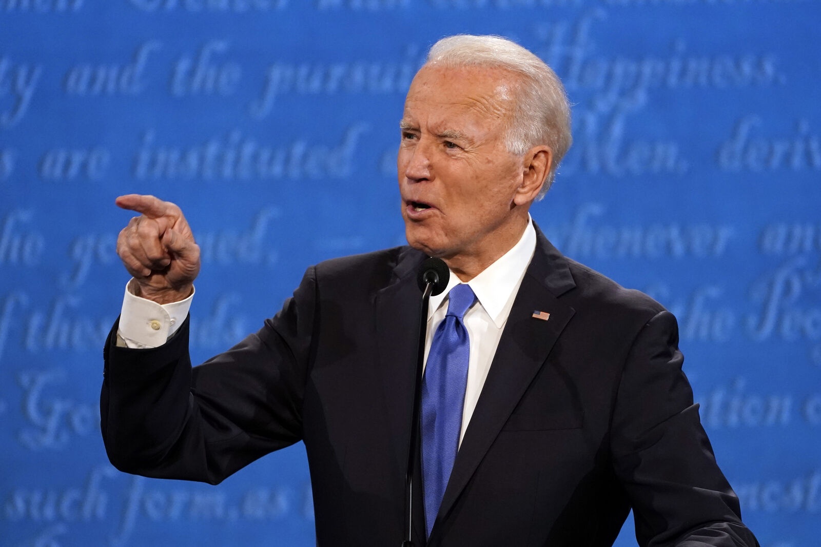 Ong Biden: Dang Cong hoa quyet giu nen kinh te lam con tin hinh anh