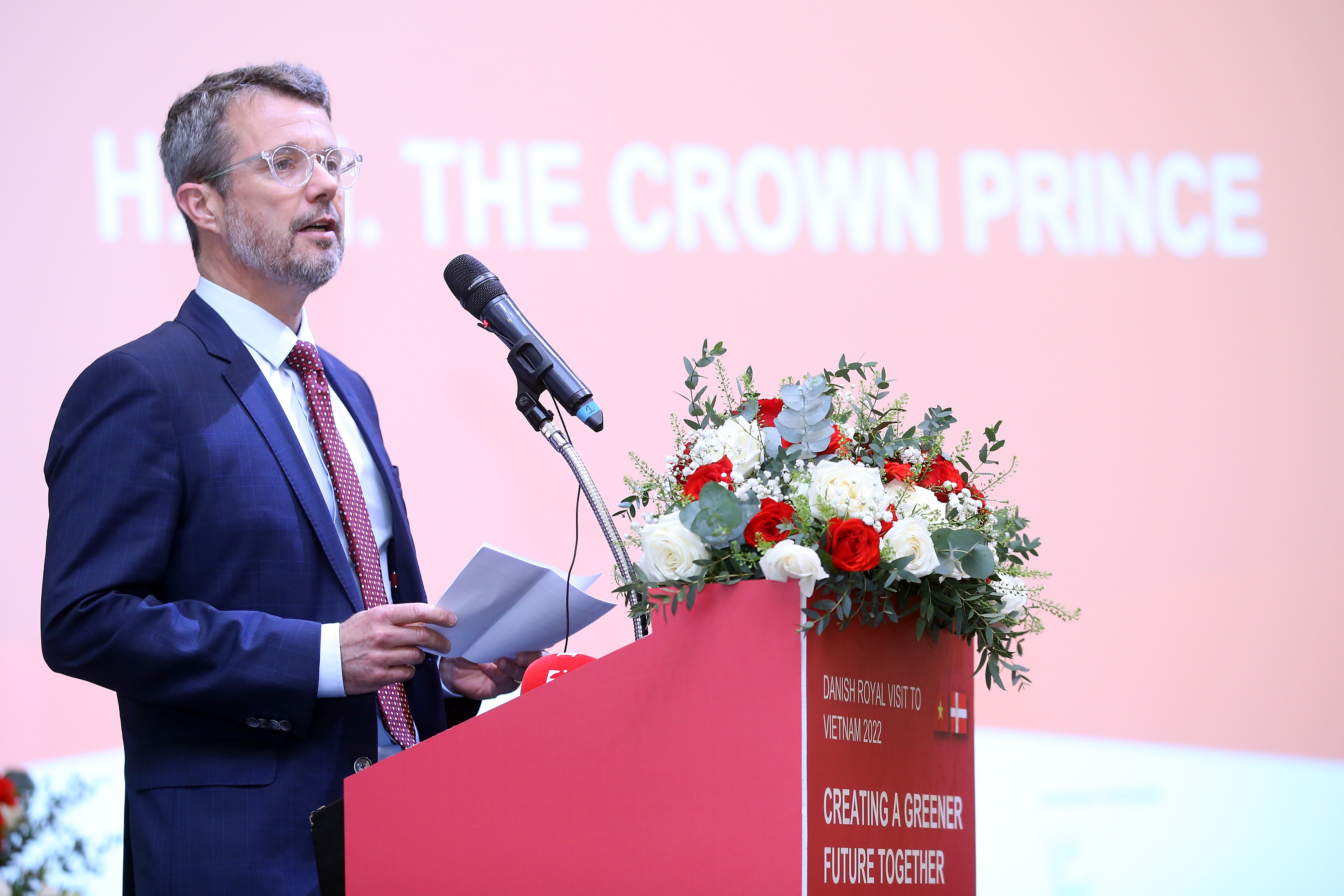 Hoai bao chung giup Viet Nam - Dan Mach xich lai gan nhau hinh anh