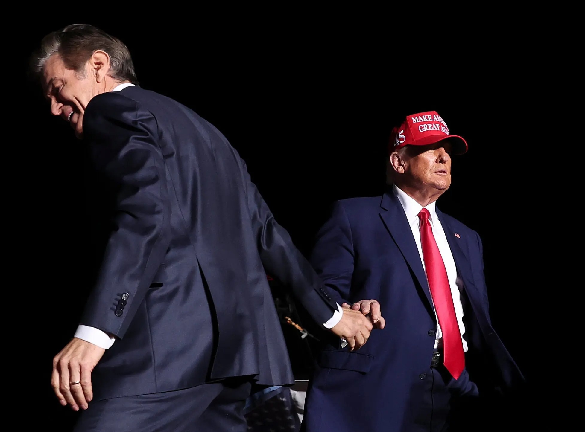 Dang Cong hoa da den luc sang trang hinh anh